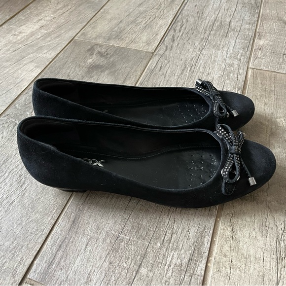 Geox Respira Black Suede Ballet Flats 7.5 Bow Detail‎ - Picture 2 of 9